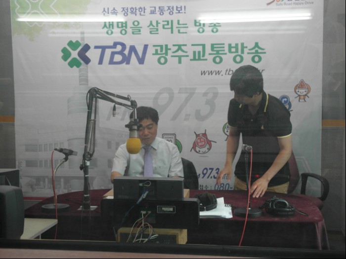 심혈관센터장 김주한 교수 TBN 교통방송 캠페인 녹음